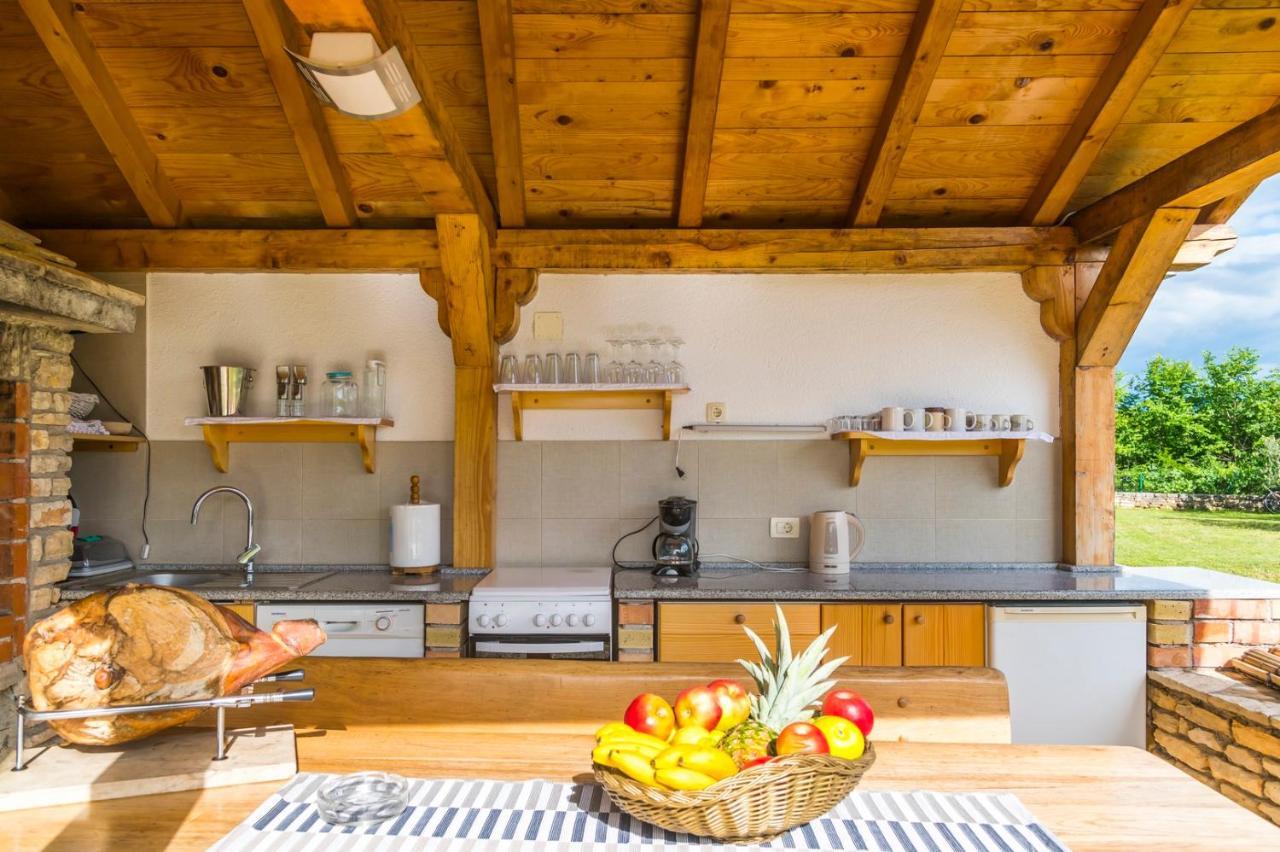 Villa Daja - Adriatic Luxury Villas Oklaj Eksteriør billede