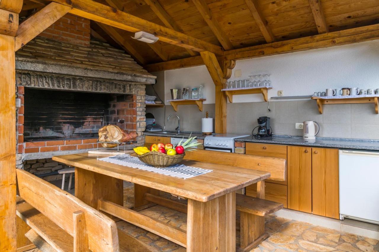 Villa Daja - Adriatic Luxury Villas Oklaj Eksteriør billede